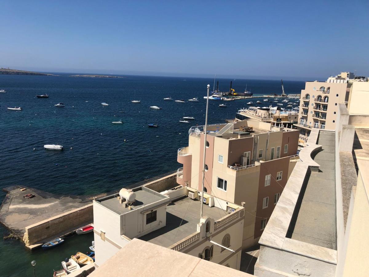 Appartamento The Sea Across The Road Penthouse 5 St. Paul's Bay Esterno foto